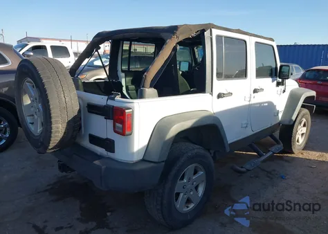 2011 Jeep Wrangler Unlimited Sport z USA, uszkodzony, nr VIN 1J4BA3H14BL577159